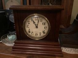 Clock Mantle Vintage Ingraham 8-Day-Working Condition- 11 1/