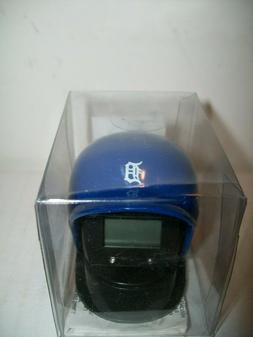 MLB DETROIT TIGERS VINTAGE MINIATURE BASEBALL BULOVA  HELMET