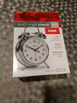RCA RCQA200 Alarm Clock, Silver