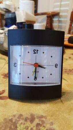 Square Small Bed Compact Travel Quartz Beep Alarm Clock Cute